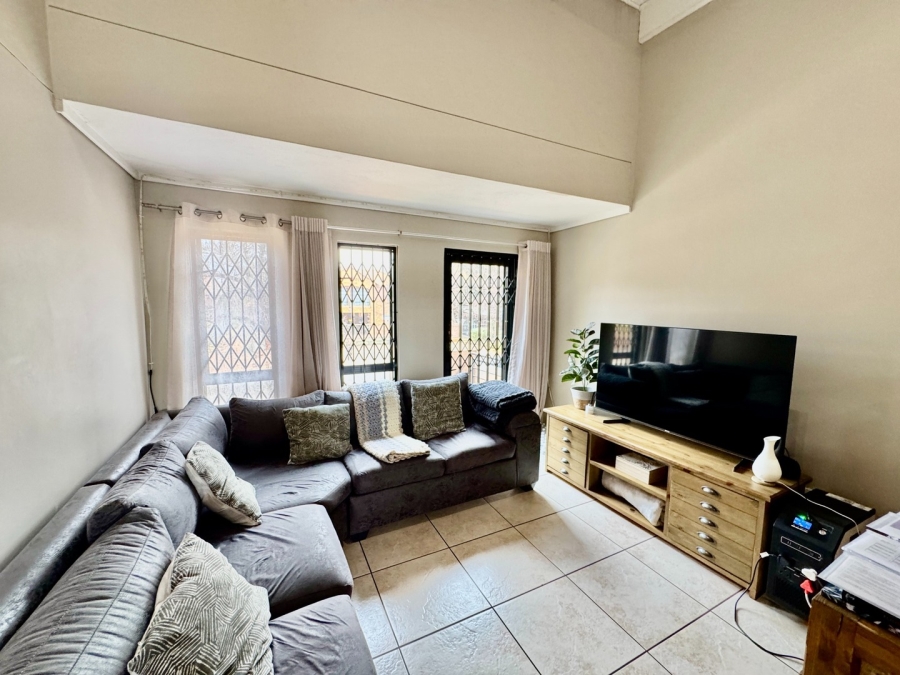 2 Bedroom Property for Sale in Die Bult North West